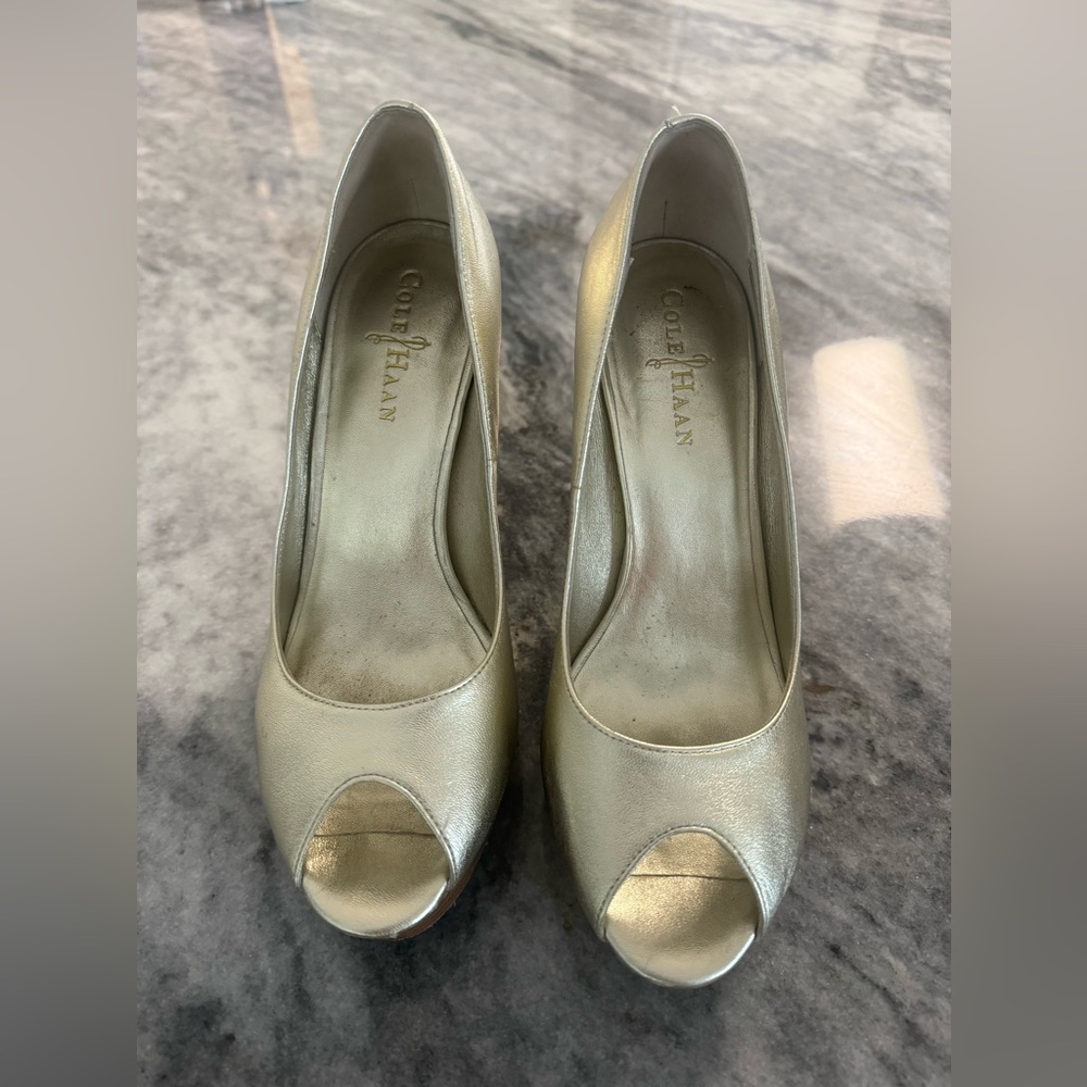 Gold, 7.5, Cole Haan high heels shoes